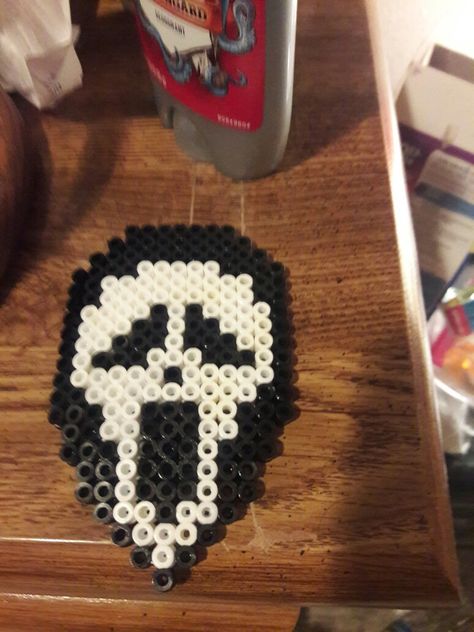 Ghost Face from Scream Perler Bead~ Perler Bead Scream Face, Ghost Face Perler Bead Pattern, Scream Perler Bead Patterns, Halloween Iron Beads, Ghost Face Perler Beads, Ghost Face Pixel Art, Scream Perler, Scary Perler Bead Patterns, Perler Bead Ghost