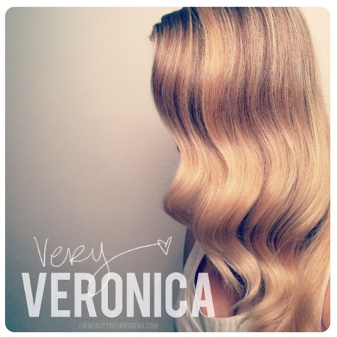 This simple vintage wave tutorial will help you up your fancy factor! #hair #waves Gala Hair, Twisted Hair, Waves Hair, Formal Hair, Veronica Lake, Fabulous Hair, Finger Waves, Hair Affair, Jessica Biel