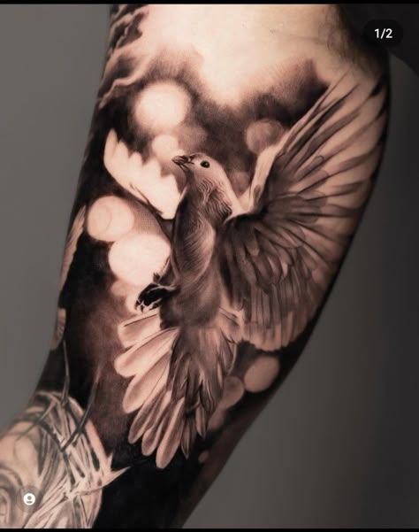 Realistic Dove Tattoo, Small Dove Tattoos, Best Tattoo Fonts, Tattoo Font For Men, Dove Tattoo Design, Side Neck Tattoo, Dove Tattoos, Tattoo Filler, Dove Tattoo