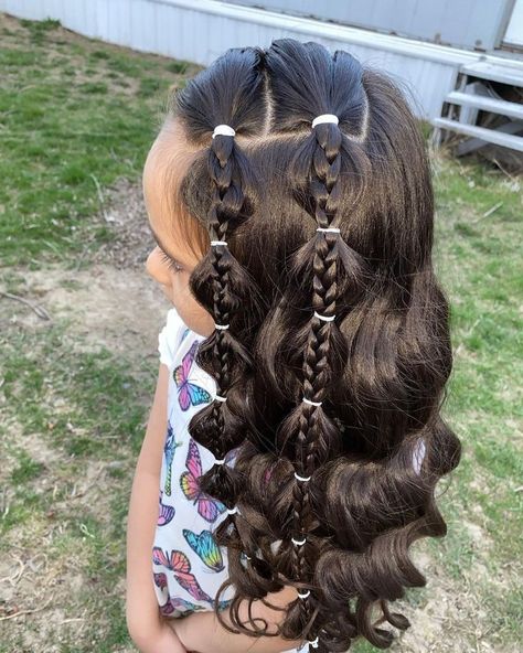 Kinder Graduation Hairstyles, Hairstyles For Kids With Curly Hair, Long Hairstyles For Girls Kids, Cute Thanksgiving Hairstyles For Kids, Disney Princess Hairstyles For Kids, Disney Hairstyles For Kids, Cute Hairstyles For Curly Hair Kids, Kindergarten Graduation Hairstyles, Kids Birthday Hairstyles