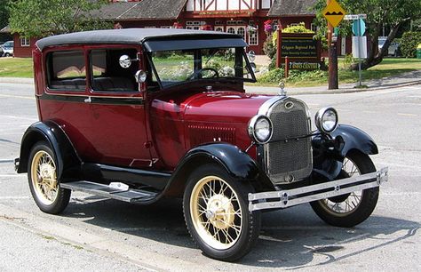 Classic Cars From The Great Gatsby - #4 1927 Ford Model A Model A Ford, Vintage Auto's, Retro Auto, Cars Vintage, Ford Classic Cars, Old Classic Cars, Old Car, Model T, Ford Motor Company