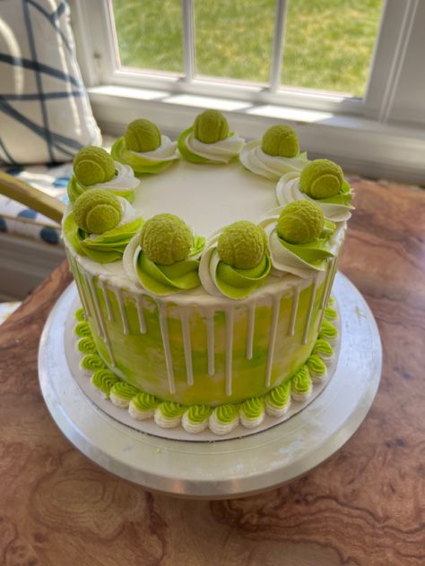 Tennis Ball Themed Dog Party, Tennis Desserts, Pickleball Cake Ideas, Tennis Cake Ideas Birthdays, Tennis Theme Cake, Tennis Birthday Cake, Tennis Cakes, Tennis Ball Cake, Tennis Themed Party