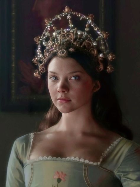 you look for dead men’s shoes — Anne Boleyn in season 1 episode 6 of The Tudors:... Anne Boleyn Aesthetic, Natalie Dormer Anne Boleyn, Tudor Dress, Tudor Dynasty, Margaery Tyrell, History Queen, The Tudors, Tudor History, Natalie Dormer