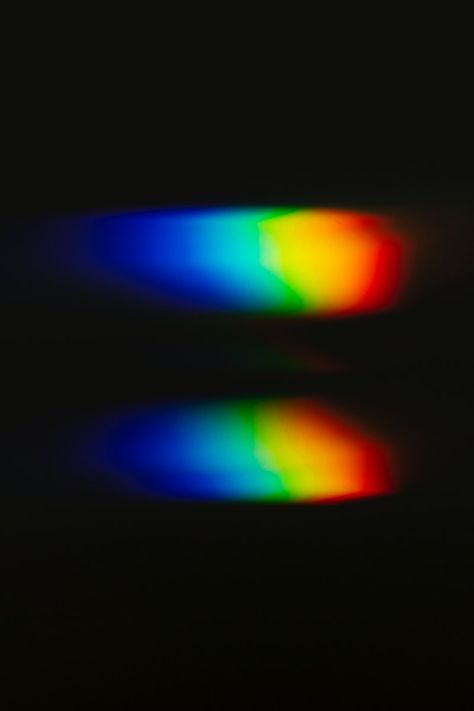 Rainbow Black Background, Light Diffraction, Sunset Iphone Wallpaper, Lens Flare Effect, Project Presentation, Light Flare, Rainbow Aesthetic, Rainbow Light, Light Background Images