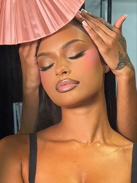 Low Do Hairstyles, Pink Makeup On Brown Skin, Fantasy Wedding Makeup, Baby Pink Blush Makeup, Blush Pink Makeup Looks, Pink Makeup Black Women, Pink Lipstick Makeup Look, Pink Lipstick Looks, V Day Makeup