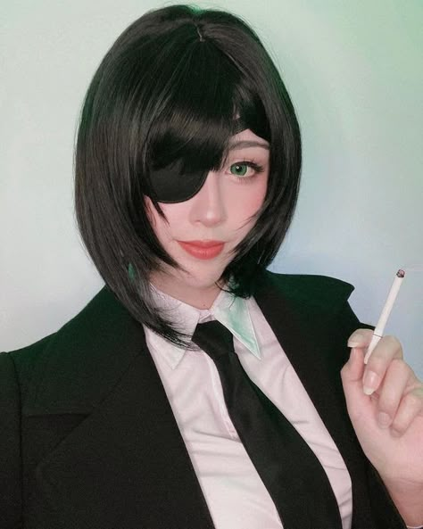 Himeno Cosplay Csm, Himeno Cosplay, Himeno Chainsawman, Cosplay Ideas Women, Man Cosplay, Woman In Suit, Beauty Routine Tips, Male Cosplay, Alternative Hair