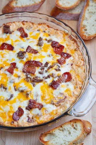 17 of the most outrageously incredible dips known to mankind. For the boys during the Super Bowl Cheese Burger Dip, Burger Dip, Cheeseburger Dip, Queso Dip, Salad Pasta, Cheese Burger, Buffalo Chicken Dip, Jello Shots, Think Food