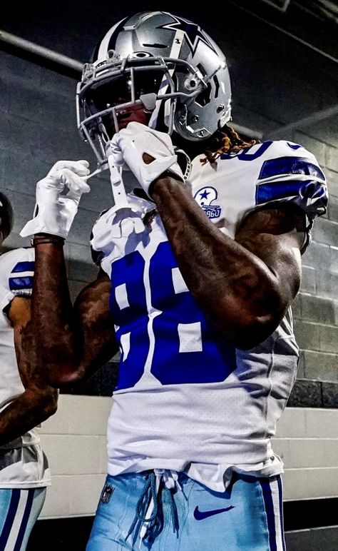 Wallpaper Football, Dallas Cowboys Images, Sports Motivation, Ceedee Lamb, Cowboys Players, Dallas Cowboys Pictures, Dallas Cowboys Wallpaper, Dallas Cowboys Players, Dallas Cowboys Football Team