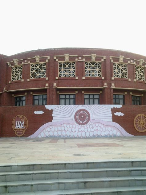 The convocation ground at IIM Lucknow, where every incoming batch has its first batch photograph and every outgoing batch has its last (for their academic duration i.e) Iim Lucknow, Exam Motivation, 2024 Vision, How To Be Outgoing, Vision Board, Photographer, Quick Saves