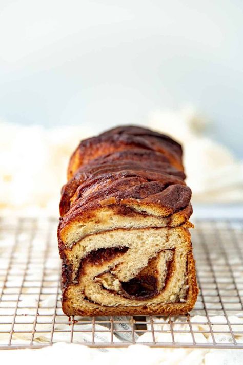 Classic Cinnamon Babka - The Flavor Bender Babka Cake, Cinnamon Babka, Babka Bread, Pastry Bread, Babka Recipe, Soft Bread, Chocolate Babka, Yeast Breads, Sweet Dough