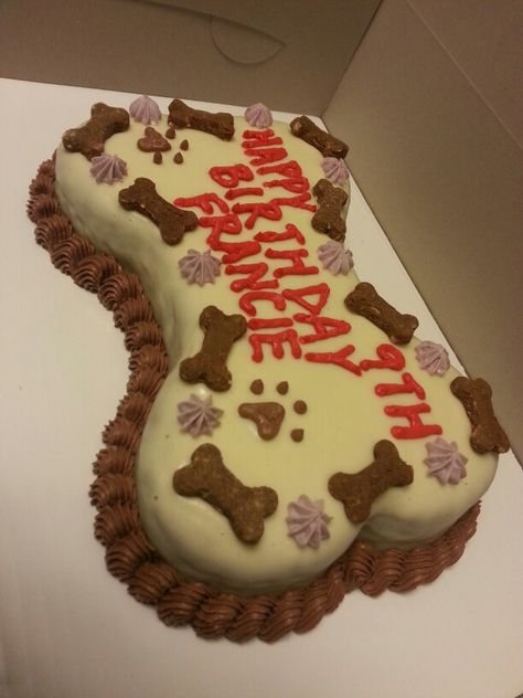 Dog Bone Shaped Cake, Dog Bone Cake Design, Dog Bone Birthday Cake, Bone Shaped Cake, Puppy Cakes, Dog Bone Cake, Birthday Cake Dog, Birthday Cake For Kids, Cake For Kids