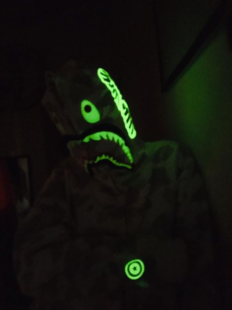 Bape Hoddies, Bape Hoodie Pfp, Bape Shark Hoodie Aesthetic, Bape Shark Hoodie Pink, Bape Shark Hoodie Girl, Black Bape Hoodie, Bape Full Zip Hoodie, Vlone Logo, Bape Shark