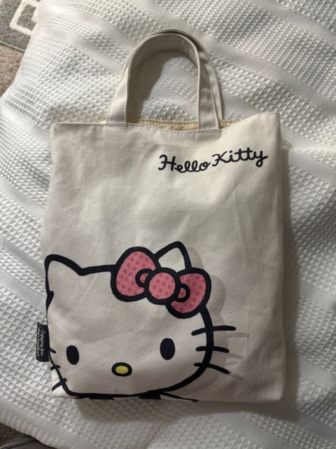 Hello Kitty Tote, Hello Kitty Tote Bag, Cute Tote Bag Ideas, Tod Bag, Sanrio Tote, Handpainted Tote Bags, Pretty Tote Bags, Painted Tote, Hello Kitty My Melody