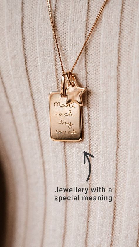 Simple Necklace Designs, Rings Jewelry Simple, Jewelry Store Design, Season Of Giving, Creative Jewelry Photography, Necklace Quotes, Laser Engraved Ideas, Fancy Jewellery Designs, Trendy Necklaces