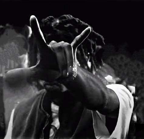 Playboicarti Pfp, Carti Pfps, Playboi Carti Pfp, Png Pfp, Playboi Carti Black And White, Playboi Carti Album Cover Die Lit Wallpaper, Yvl Playboi Carti, Carti Pfp, Carti Black And White Photos