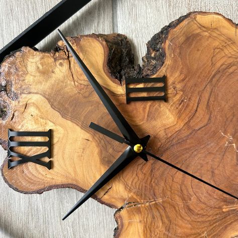 Metal and Olive Wood Wall Clock. Check out our ETSY shop for more custom handmade resinart work. Free Shipping DM for custom order and information. #etsy #etsyclock #etsyshop #etsyseller #etsyfinds #etsysellersofinstagram #etsyhandmade #etsystore #etsyjewelry #etsyuk #etsysellers #etsylove #etsygifts #etsysale #etsyshopowner #etsyvintage #etsymaker #etsycanada #etsyartist #etsysuccess #etsyusa #etsyshopping #etsyshops #etsyfind #etsyfrance #etsyart #etsyau #etsydrop #etsyelite #etsybusiness Large Wooden Clock, Handmade Wall Clocks, Rustic Clock, Unique Wall Clock, Wall Clock Wooden, Oversized Wall Clock, Unique Wall Clocks, Wooden Wall Clock, Wood Wall Clock