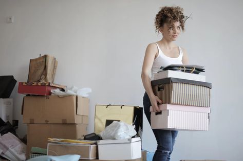 Is Your House Not Feeling Like Home Lately? Here's What To Try | Welsh Mum of One Best Movers, Declutter Your Mind, Getting Rid Of Clutter, Packers And Movers, Declutter Your Home, Moving House, Organizing Your Home, Spring Cleaning, Money Tips