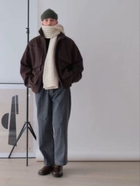 Vintage Winter Outfits Men, Male Winter Outfits Aesthetic, Winter Outfit Men Aesthetic, Male Japanese Fashion, Male Winter Outfits, Outfits For Males, Vintage Winter Outfits, Aesthetic Boys Outfit, Aesthetic Winter Outfits