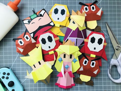 Super Mario Origami, Princess Peach Paper Mario, Princess Peach Diy, Mario Crafts For Kids, Mario Papercraft Templates, Legend Of Zelda Crafts Diy Projects, Doopliss Paper Mario, Paper Mario Origami King, Mario Origami