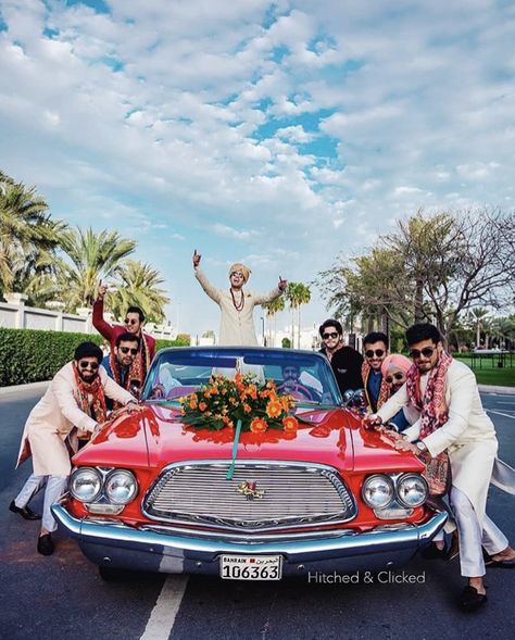 Groom entry goals! #baraat #shaadifun #groomsmen #groomsentry Indian Groom Entry, Groom Entry Ideas, Groom Entry, Grand Entry, Entry Ideas, Traditional Weddings, Big Fat Indian Wedding, Wedding Entrance, Wedding Company