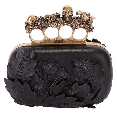 redthefangirl:  Alexander McQueen Knuckle Box Clutch. ♥♥ *drool* Alexander Mcqueen Clutch, Black Leaves, Box Clutch, Womens Purses, Beautiful Bags, Clutch Handbag, Luxury Outfits, Black And Gold, Look Fashion