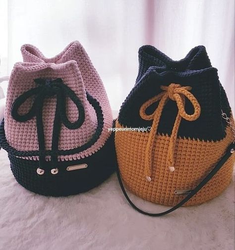 Crochet Hand Bag, Crochet Backpack Pattern, Crochet Handles, Diy Crochet Bag, Crochet Backpack, Crochet Bag Tutorials, Bag Pattern Free, Crochet Pouch, Pola Kristik