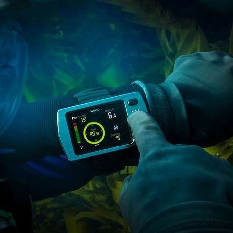 EON Steel Dive Computer by Suunto #Computer, #Dive, #Durable, #Steel, #Waterproof Scuba Bcd, Wearable Computer, Awesome Gadgets, Scuba Tank, Breathing Underwater, Dive Computers, Scuba Diving Equipment, Deep Diving, Scuba Diving Gear