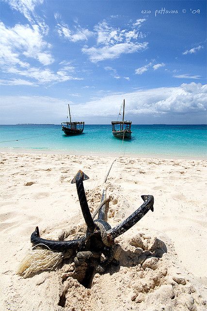 anchor Tall Ships, Beach Time, Beach Vibes, Beach Scenes, Ocean Beach, Sea Life, Beach Life, Beautiful World, Istanbul