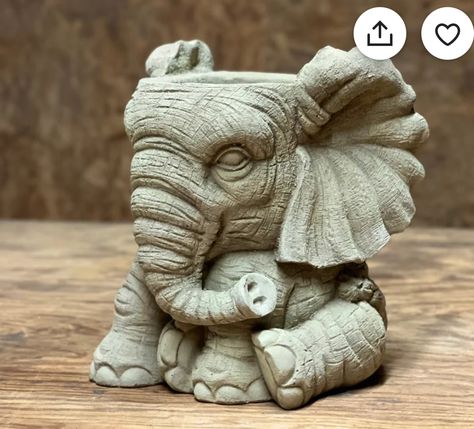 Concrete Pottery, Animal Pots, Crafts To Try, Flowers Pot, Garden Figures, Pottery Pots, Elephant Planters, Cement Art, Sculpture Art Clay