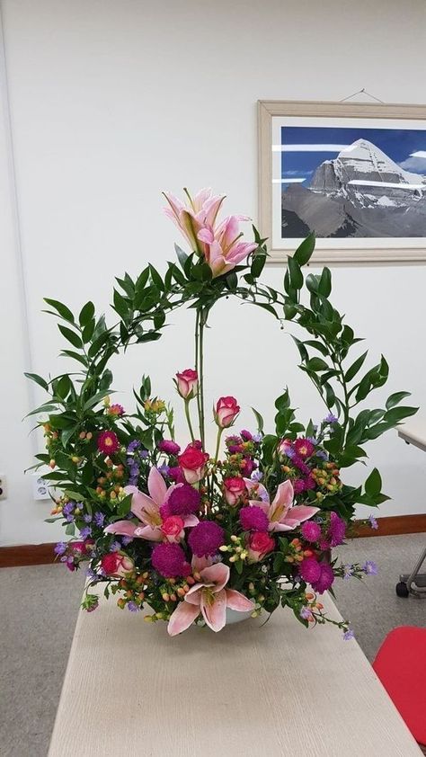 Boho Artificial Flower Arrangements, Large Easter Floral Arrangements, Round Arrangement Floral Design, Trending Floral Arrangements 2023, Large Spring Floral Arrangements, Unique Floral Arrangements Creative, Easter Flower Arrangements For Church, Creative Flower Arrangements Unique, Flower Arrangements In Baskets