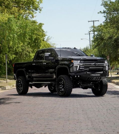 Truck Lift, Jacked Up Chevy, Lifted Silverado, Gmc Suv, Gmc Trucks Sierra, Cars To Buy, Trucks Lifted Diesel, Trucks Lifted, Nice Trucks