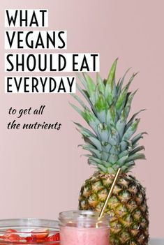 What Vegans Should Eat Every Day Vegan Diner, Monday Meals, Vegetarian Eating, Vegan Plate, Gym Nutrition, Vegan Art, Vegan Guide, Vegetarian Life, Vegan Baby