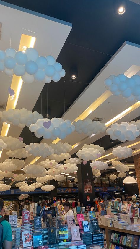 Clouds Themed Party, Thunderstorm Party Theme, Cloud Balloon Decor, Cloud 9 Homecoming Theme, Balloon Clouds Decoration, Diy Cloud Decor, Cloud Theme Party Decoration, Cloud Theme Decoration, In The Clouds Prom Theme