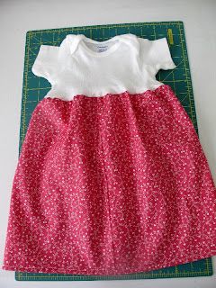 Onesie Dress, Dress Tutorial, Baby Sewing Projects, Dress Tutorials, Handmade Lace, Sewing For Kids, Baby Sewing, Baby Patterns