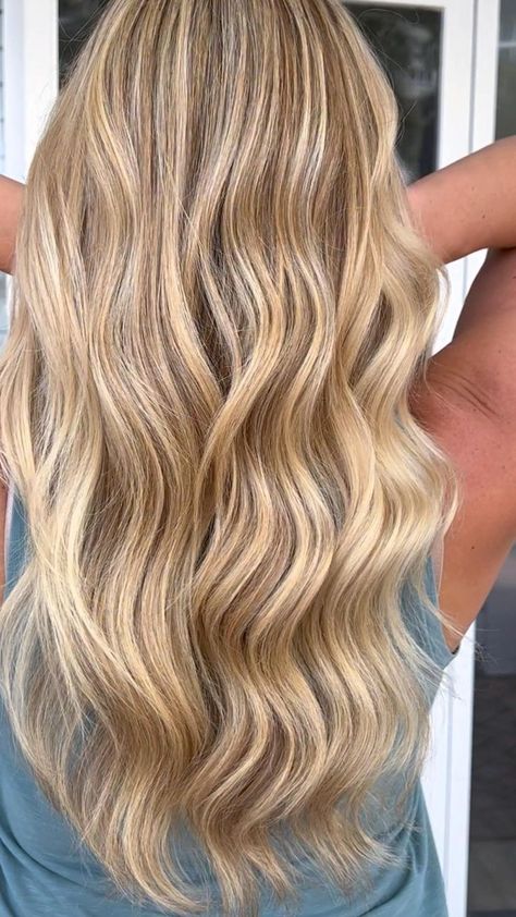 #BlondeHairGoals #BlondeTransformation #HairMakeover #BlondeBeauty #BlondeAmbition #HairInspo #BlondeBombshell #BlondeJourney #NewHairWhoDis #BlondeVibes #HairTransformation #BlondeLife #BlondeHighlights #BlondeObsessed #BlondeMagic Highlights Brown Hair Blonde, Brown Hair Blonde Highlights, Dirty Blonde Hair With Highlights, Boliage Hair, Blonde Highlights Hair, Hair Blonde Highlights, Curled Blonde Hair, Best Balayage, Highlights Hair Color