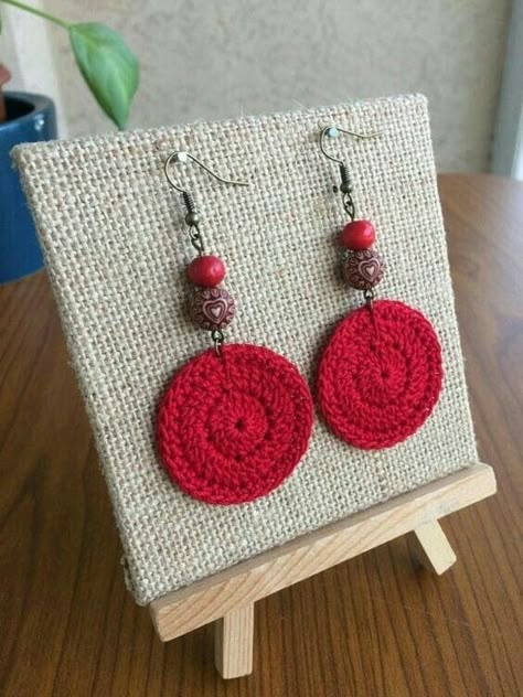 Anting Manik, Hearts Earrings, Earrings Crochet, شال كروشيه, Crochet Jewelry Patterns, Crochet Earrings Pattern, Earrings Pattern, Mode Crochet, Red Crochet