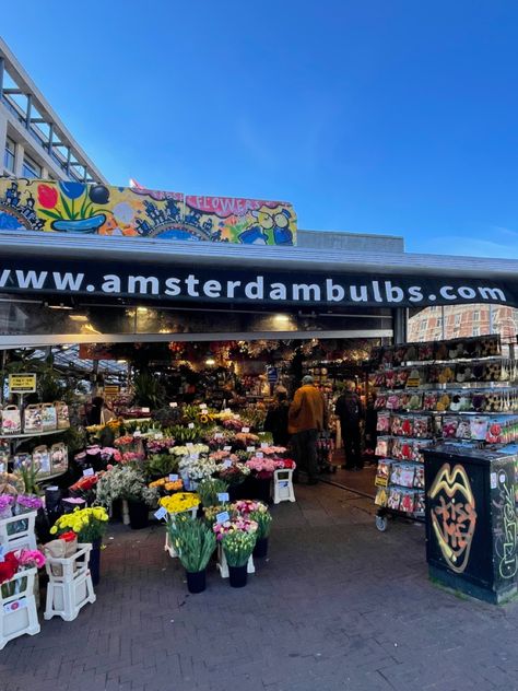 Amsterdam attractions. Flower market. Amsterdam Flower Market, Amsterdam Attractions, Amsterdam Bucket List, Europe Tour, Euro Summer, Europe Tours, Amsterdam Netherlands, Flower Market, Western Style