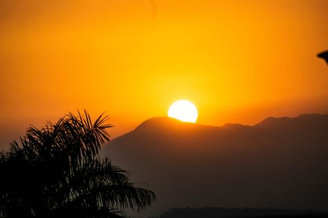 Sunrise Mountains Hills, #Sunrise, #Hills, #Mountains Sunrise Pictures Mountains, Pixabay Image Free Photos, Sunrise Photography Mornings, Mountain With Sunrise, Mountain Sunsets, Sunrise Aesthetic Mountain, Sunrise Over Mountains, Hills Photography, Sunrise Background