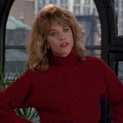 Sally Albright, Meg Ryan Fall, 80s Celebrities, When Harry Met Sally, Meg Ryan, I Love Cinema, Jairzinho, Red Sweater, Fall Aesthetic