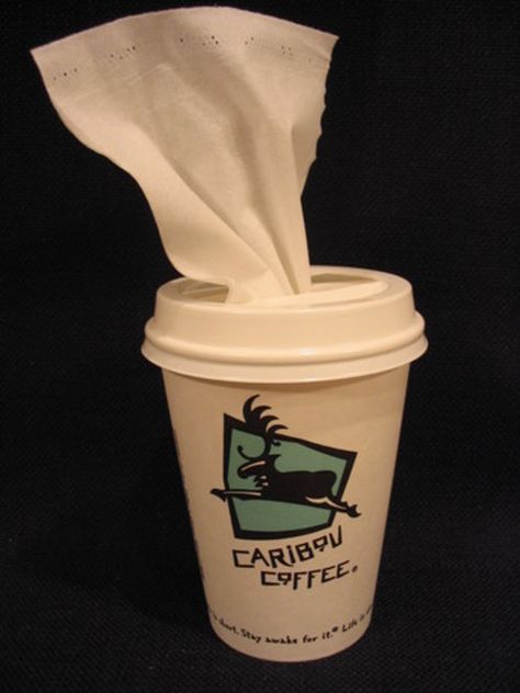 Recycle/Re-use coffee cups, turn it into tissue holder on the go! To Go Coffee Cups, Facial Tissues, Car Cleaner, Car Hacks, Tissue Holder, Purim, Cars Organization, Tissue Holders, Simple Tricks