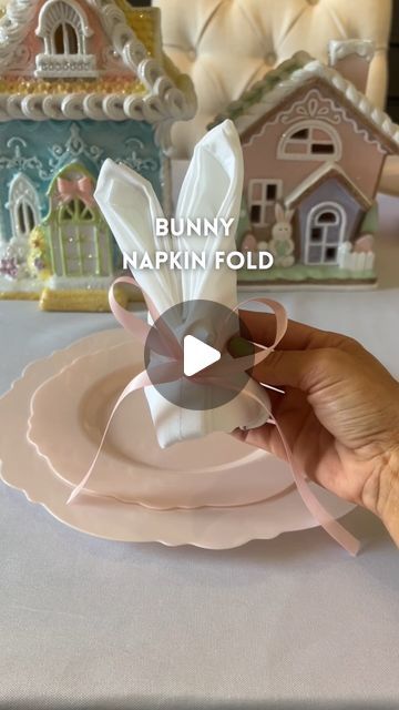 Kristin Miller | Mom of 2 on Instagram: "Easter bunny napkin folding tutorial 🐰
Elevate your Easter table setting with this bunny napkin folding idea! 🐰✨
.
Since bows are trending, we loved the way the_blissful_nest added pink ribbon to hers so we thought it would be cute to add them to our Easter Bruch set up too! 

🛍️SHOP: these white napkins & pink ribbon on our Amazon storefronts under the “Easter Brunch” 
.
.
.
.
#easter #napkinfolding #tablescape #tablesetting #easterdecor #easterbunny #eastertable #diyeaster #diy #springdecor" Bunny Napkin Fold, Napkin Folding Tutorial, Napkin Art, Brunch Easter, Easter Table Setting, Bunny Napkins, Easter Table Settings, White Napkins, Napkin Folding