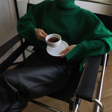 Emerald Green Outfit, Green Branding, Dark Green Aesthetic, Green Business, Green Outfit, Green Aesthetic, Cozy Knits, Work Casual, Outfits Aesthetic