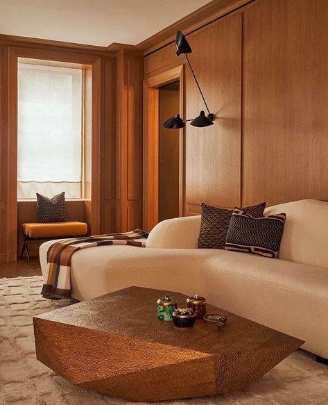 Oak Paneling, Curved Furniture, The Upper East Side, Oak Panels, Interior D, Upper East Side, Apartment Decorating, Small Studio, Linen Shades