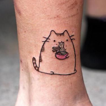 Fat Cat Tattoo Idea Fat Cat Tattoo, Kitty Tattoos, Swag Dress, Food Tattoos, Fashion Tattoo, Handpoke Tattoo, Tattoo Prices, Cat Tattoos, Top Cat