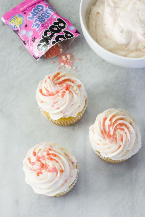 POP ROCKS FROSTING RECIPE Pop Rock Cake, Pop Rocks Frosting, Rock Candy Cupcakes, Pop Rocks Cupcakes, Pop Rock Cupcakes, Rock Candy Drinks For Kids, Rainbow Frosted Cupcakes, Frosting Cupcakes, Easy Frosting