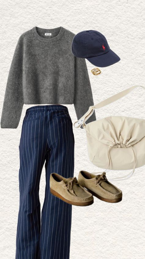 Women's casual outfit idea featuring Clark's tan Wallabee shoes. Uniqlo satchel bag. Ralph Lauren baseball cap. Navy outfit idea. Street style for women. Gray sweater outfit idea. Style inspo for cold weather. Fall and winter outfit idea. Winter Baseball Cap Outfit, Navy Cap Outfit, Clark Wallabees Outfit Women's, Outfits With Caps For Women, Outfits With Ball Caps, Cap Hat Outfit, Clark Wallabees Outfit, Ralph Lauren Street Style, Wallabees Outfit Womens