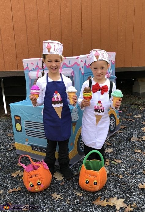 Ice Cream Truck - 2018 Halloween Costume Contest Diy Ice Cream Truck Costume, Ice Cream Truck Driver Costume, Ice Cream Server Costume, Ice Cream Seller Costume, Ice Cream Truck Or Treat, Truck Costume Diy, Ice Cream Truck Costume, Ice Cream Costume Kids, Truck Costume