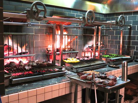 There are normal grills, and there are grills made by Grillworks. Restaurant Grill, Gai Yang, Asado Grill, Cooking Restaurant, Brick Bbq, Fire Pit Decor, Wood Grill, Grill Restaurant, Fire Grill