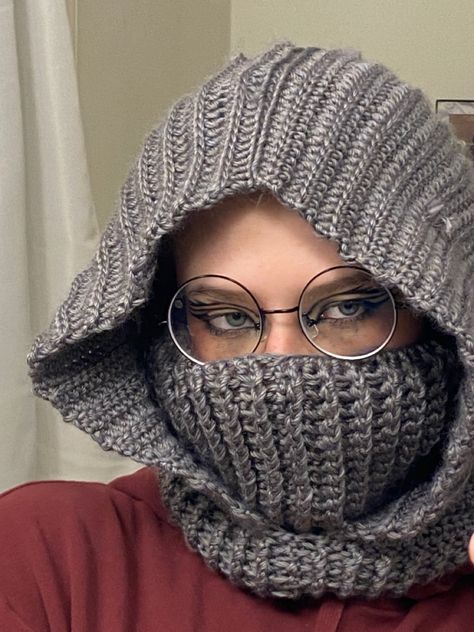 grey grunge diy handmade crochet hood Crochet Winter Face Cover, Crochet Face Covering, Crochet Turtleneck Hood, Crochet Face Cover, Crochet Balaclava Hood, Crochet Hood Balaclava, Crochet Balaclava Men, Crochet Ideas Grunge, Crochet Baclava Hood