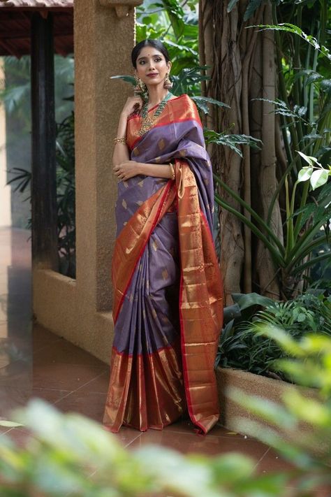 South Indian Saree ideas! Traditional Pattu Saree, Kanchipuram Silk Saree Wedding Latest, Pelli Sarees, South Indian Bridal Look, Indian Bridal Look, Kanchivaram Saree, South Indian Saree, Maharashtrian Saree, Saree Ideas